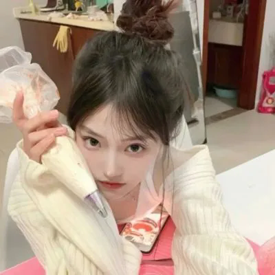 重生后，牵手死对头暴扣渣男