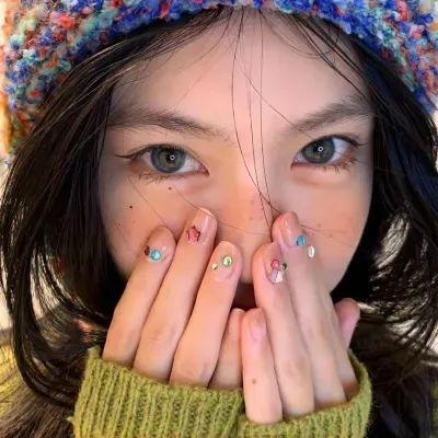 乙女游戏世界对路人角色很不友好